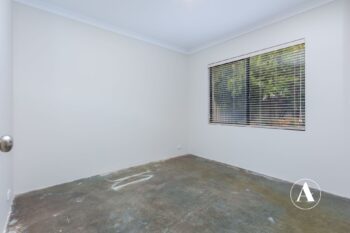 Listing image for 4 Karri Way, Thornlie  WA  6108