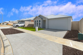 Listing image for 14 Cradle Circuit, Hilbert  WA  6112