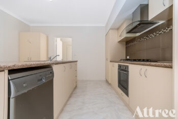 Listing image for 13 Whimbrel Way, Harrisdale  WA  6112