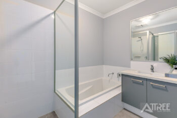 Listing image for 4 Silvergum Way, Piara Waters  WA  6112