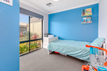 Listing image for 4 Silvergum Way, Piara Waters  WA  6112