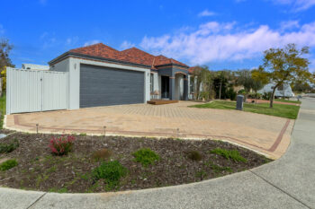 Listing image for 24 Packenham Promenade, Canning Vale  WA  6155