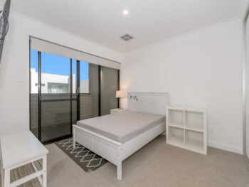 Listing image for 5 Catseye Walk, Treeby  WA  6164