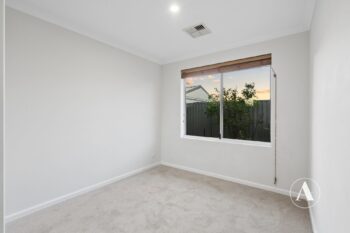 Listing image for 33 Rossiter Avenue, Piara Waters  WA  6112