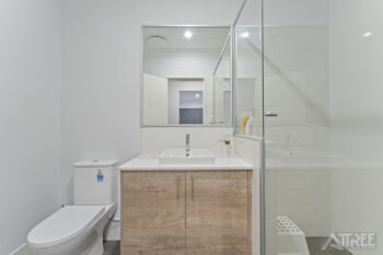 Listing image for 4B Greenlink Boulevard, Harrisdale  WA  6112