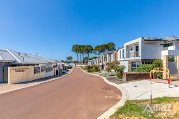 Listing image for 4 Conifer Place, Kardinya  WA  6163