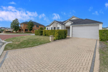 Listing image for 11 Clontarf Terrace, Canning Vale  WA  6155