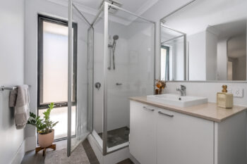 Listing image for 10 Chesterfield Terrace, Hilbert  WA  6112