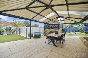 Listing image for 33 Hartwell Parade, Jandakot  WA  6164