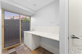 Listing image for 4 Camelot Court, Thornlie  WA  6108