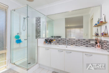 Listing image for 4 Crimson Way, Harrisdale  WA  6112