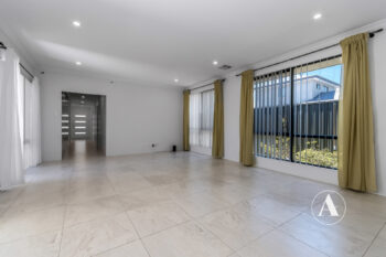 Listing image for 15 Aquamarine Parade, Treeby  WA  6164