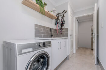 Listing image for 8 Wattledale Road, Haynes  WA  6112