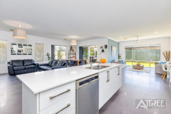 Listing image for 15 Tompkins Way, Harrisdale  WA  6112