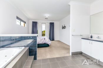 Listing image for 21 Fairweather Drive, Piara Waters  WA  6112