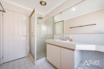 Listing image for 33 Romulea Mews, Canning Vale  WA  6155