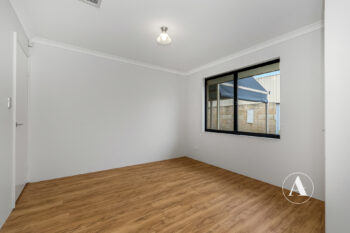 Listing image for 25 Woorabinda Rise, Lakelands  WA  6180
