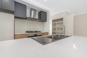 Listing image for 1 Yale Close, Haynes  WA  6112
