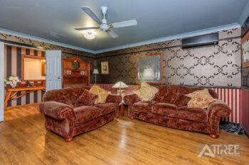 Listing image for 10 Gwalia Place, Gosnells  WA  6110