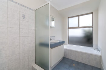 Listing image for 7 Riverside Lane, Seville Grove  WA  6112