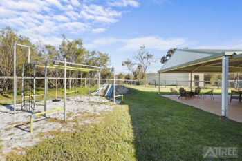 Listing image for 24 Frayne Place, Wandi  WA  6167