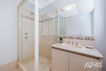 Listing image for 25 Burnside Terrace, Canning Vale  WA  6155