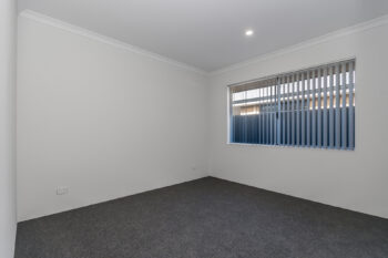 Listing image for 8 Capitola Way, Madora Bay  WA  6210