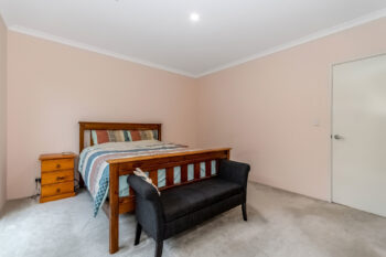 Listing image for 7 Bauxite Road, Treeby  WA  6164