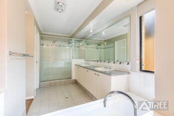 Listing image for 31 Baddesley Way, Canning Vale  WA  6155