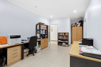 Listing image for 18 Nuffield Street, Piara Waters  WA  6112