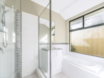 Listing image for 5 Linkwater Pass, Southern River  WA  6110