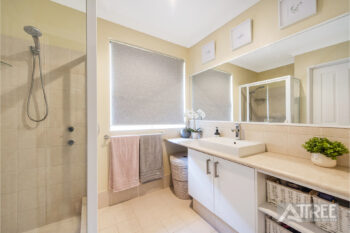 Listing image for 8 Chicladoo Close, Canning Vale  WA  6155