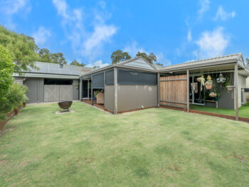 Listing image for 15 Empire Way, Thornlie  WA  6108