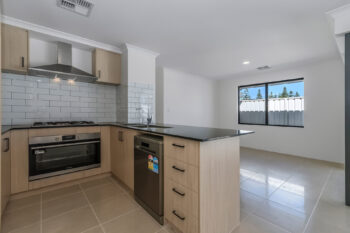 Listing image for 3 Daybreak Loop, Canning Vale  WA  6155