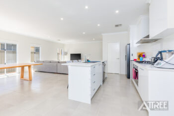 Listing image for 39 Clementine Boulevard, Treeby  WA  6164