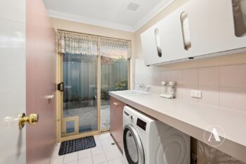 Listing image for 14 Consulate Court, Thornlie  WA  6108