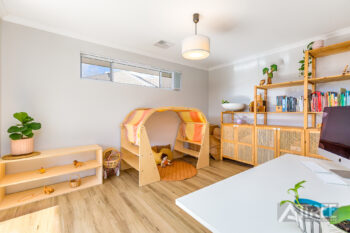 Listing image for 11 Pindalup Street, Piara Waters  WA  6112