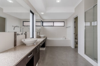 Listing image for 10 Hillview Place, Thornlie  WA  6108