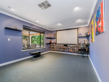Listing image for 12 Luton Court, Canning Vale  WA  6155