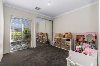 Listing image for 8 Aspinall Road, Byford  WA  6122