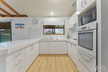 Listing image for 40 Springfields Close, Banjup  WA  6164