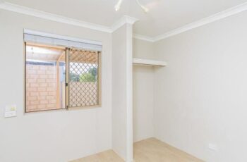 Listing image for 1 Kangaroo Close, Brookdale  WA  6112