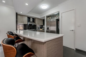 Listing image for 10 Hillview Place, Thornlie  WA  6108