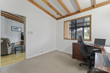 Listing image for 40 Springfields Close, Banjup  WA  6164