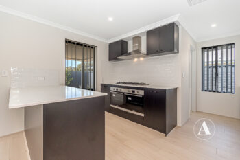 Listing image for 7 Bennetts Way, Baldivis  WA  6171