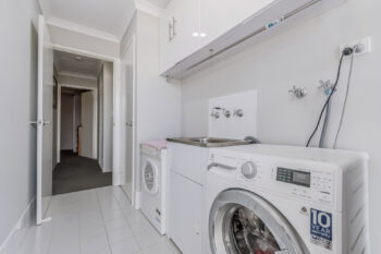 Listing image for 8 Nesbit Drive, Haynes  WA  6112