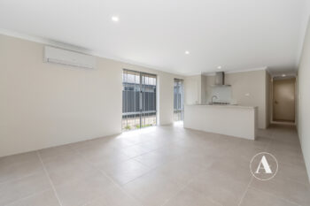 Listing image for 33A Dudbrook Way, Dudley Park  WA  6210