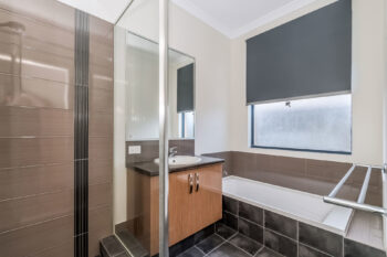 Listing image for 11 Basil Loop, Treeby  WA  6164