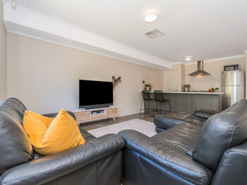 Listing image for 7 Gleeson Way, Harrisdale  WA  6112