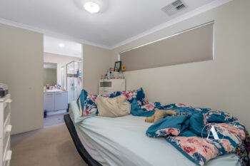 Listing image for 33 Glenlossie Avenue, Haynes  WA  6112